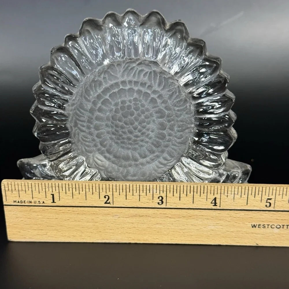 Partylite Sunflower Tealight Votive Candle Holder UV Glow Clear & Frosted Glass‎ - Picture 4 of 9